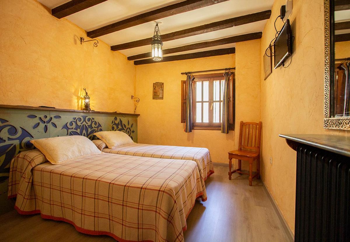 Hotel Rural Calatañazor エクステリア 写真