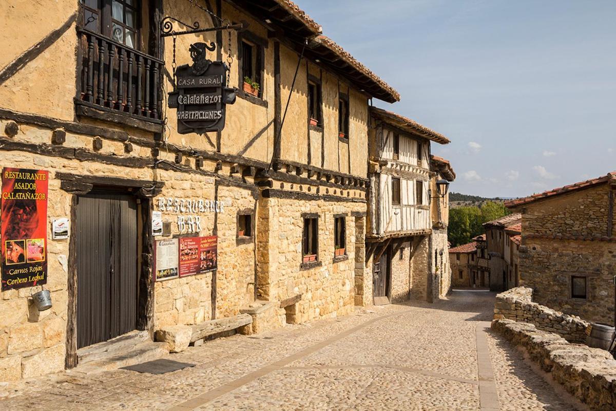 Hotel Rural Calatañazor エクステリア 写真