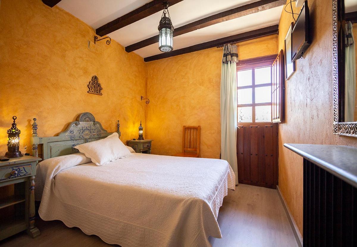 Hotel Rural Calatañazor エクステリア 写真