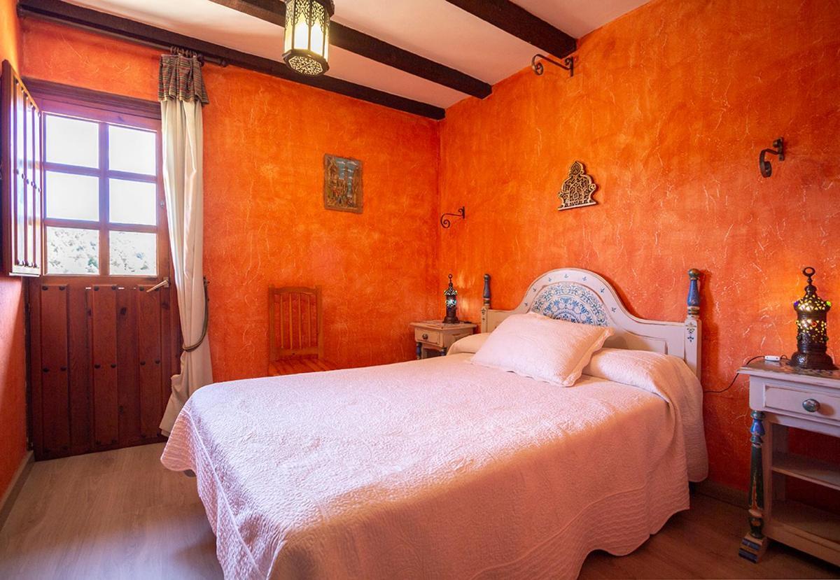 Hotel Rural Calatañazor エクステリア 写真