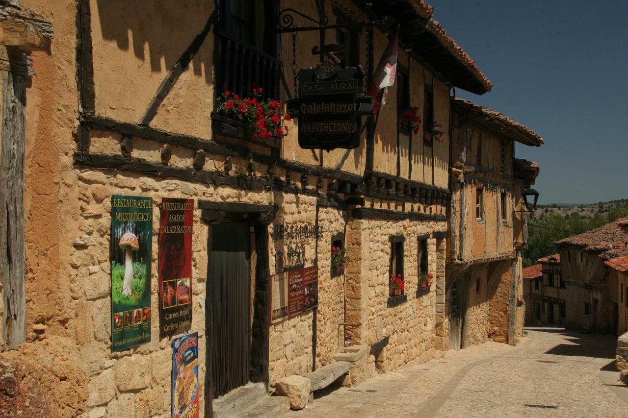 Hotel Rural Calatañazor エクステリア 写真