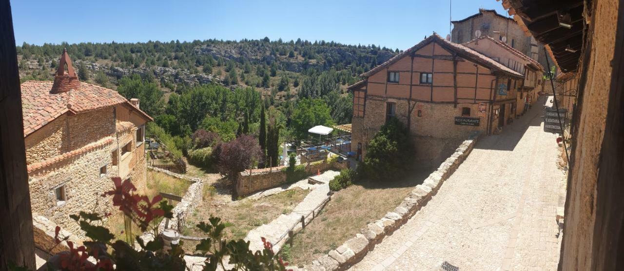 Hotel Rural Calatañazor エクステリア 写真