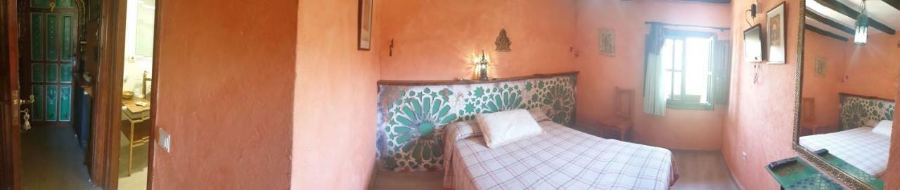 Hotel Rural Calatañazor エクステリア 写真