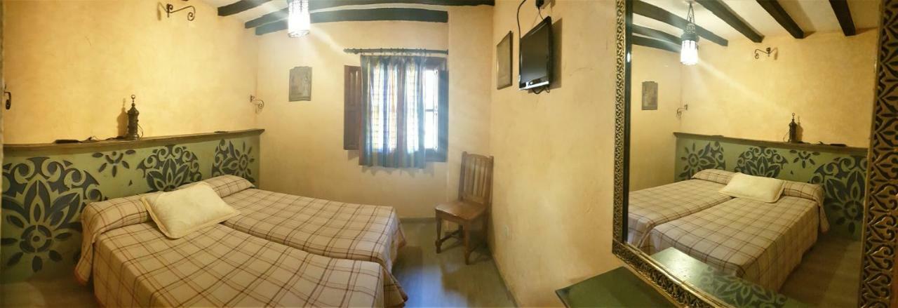 Hotel Rural Calatañazor エクステリア 写真